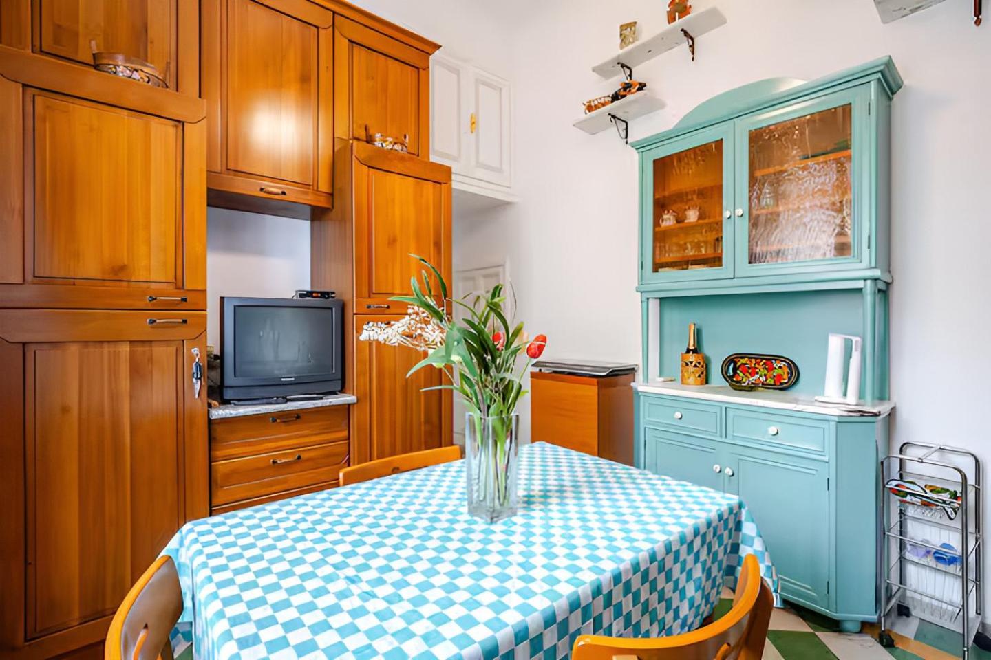 Appartamento S.pietro Elvira's Retro